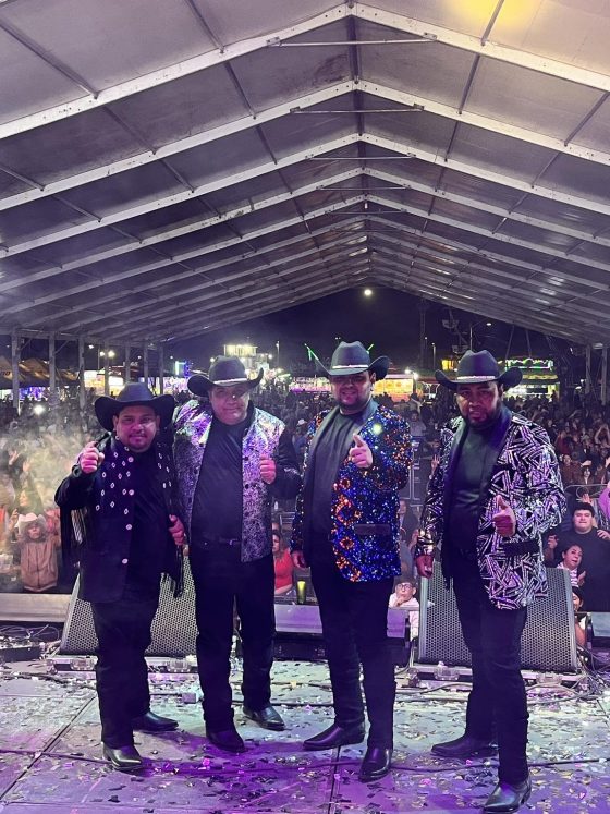 mi banda caballo blanco